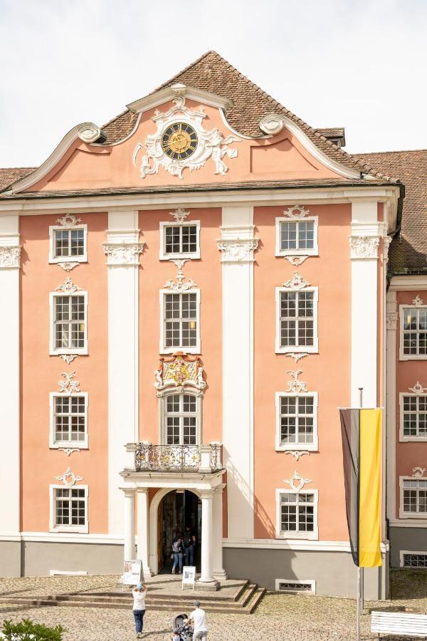 Gaestehaus Am Schlossplatz Z. 3 メーアスブルク エクステリア 写真